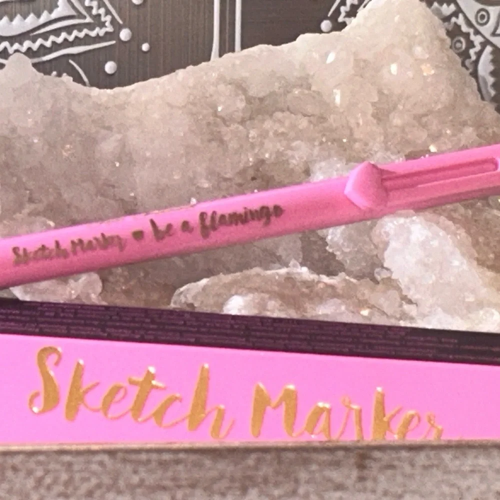 Too Faced Sketch Marker Eyeliner - Picture 3 of 6